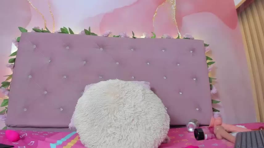 violet_taylor_ Приват Записи 2026-10-18