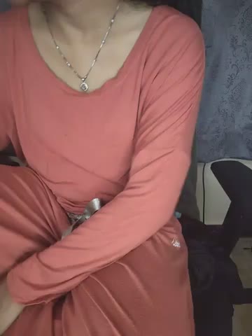 Cute-Smiely-Queen-Telugu Приват Записи 2026-10-18