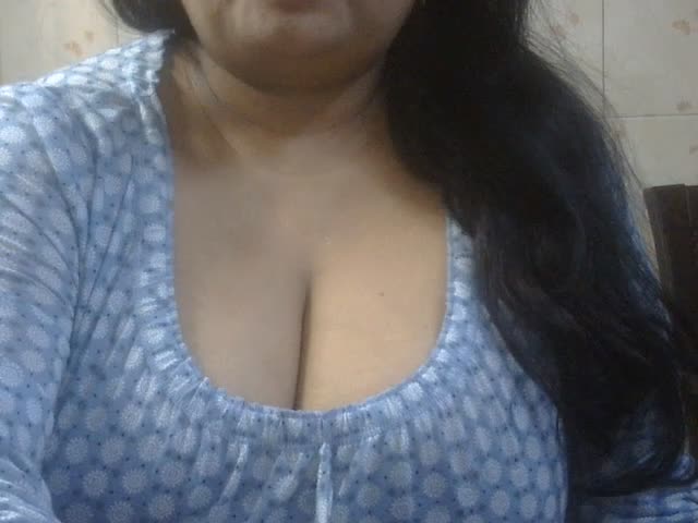 Indri_Bhabhi Приват Записи 2026-10-19