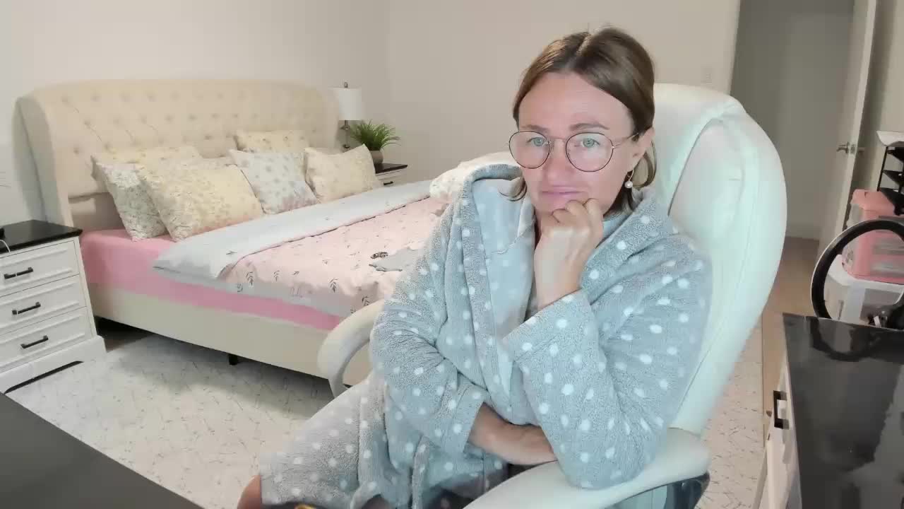 -Michelle- Приват Записи 2026-10-18