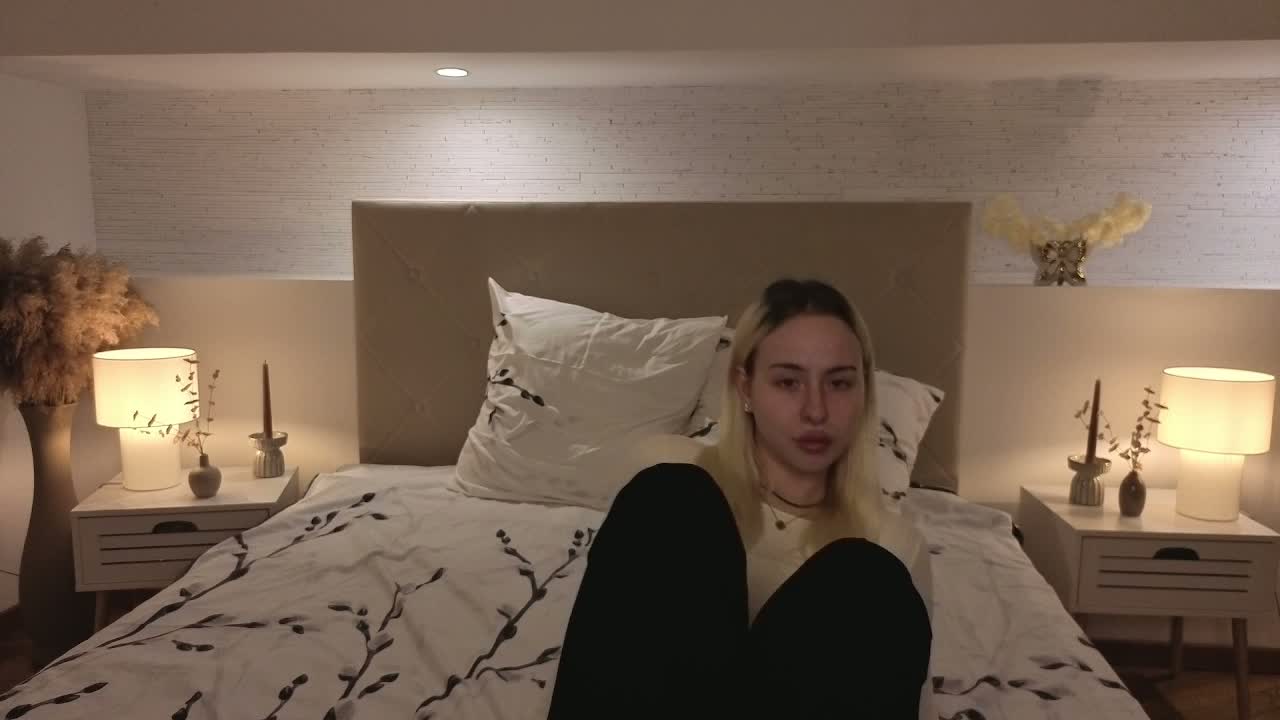 Bella-crazyy Приват Записи 2026-10-18