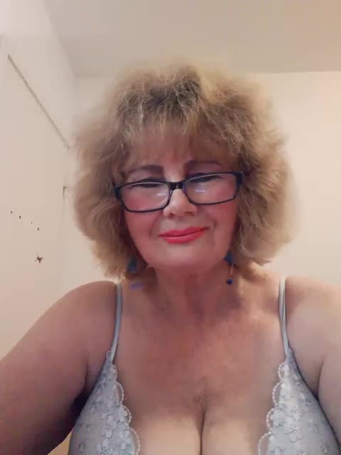 MoonGoddess Приват Записи 2026-10-18