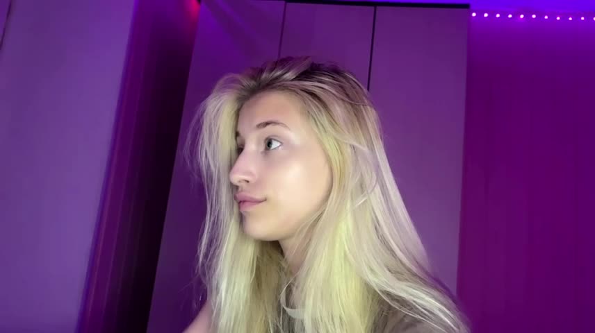 FiveFootBlonde Приват Записи 2026-10-19