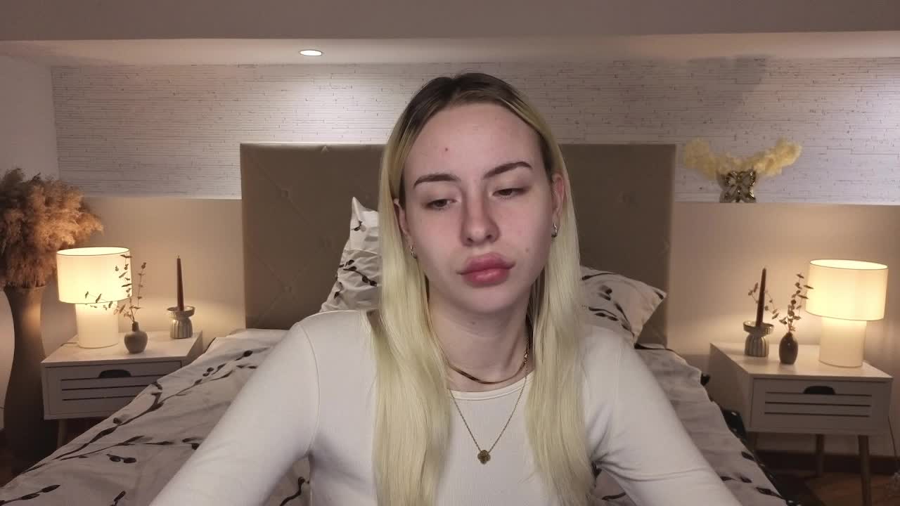 Bella-crazyy Приват Записи 2026-10-19