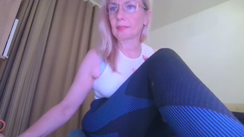 Sweetmurrr Приват Записи 2026-10-19