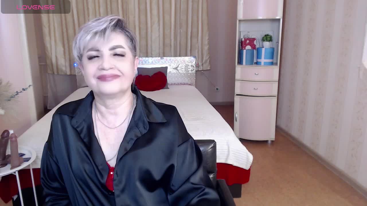 sexy-milffa Приват Записи 2026-10-19