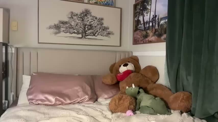 juliaraee Приват Записи 2026-10-19