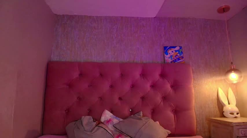 charlottemoonxz Приват Записи 2026-10-20