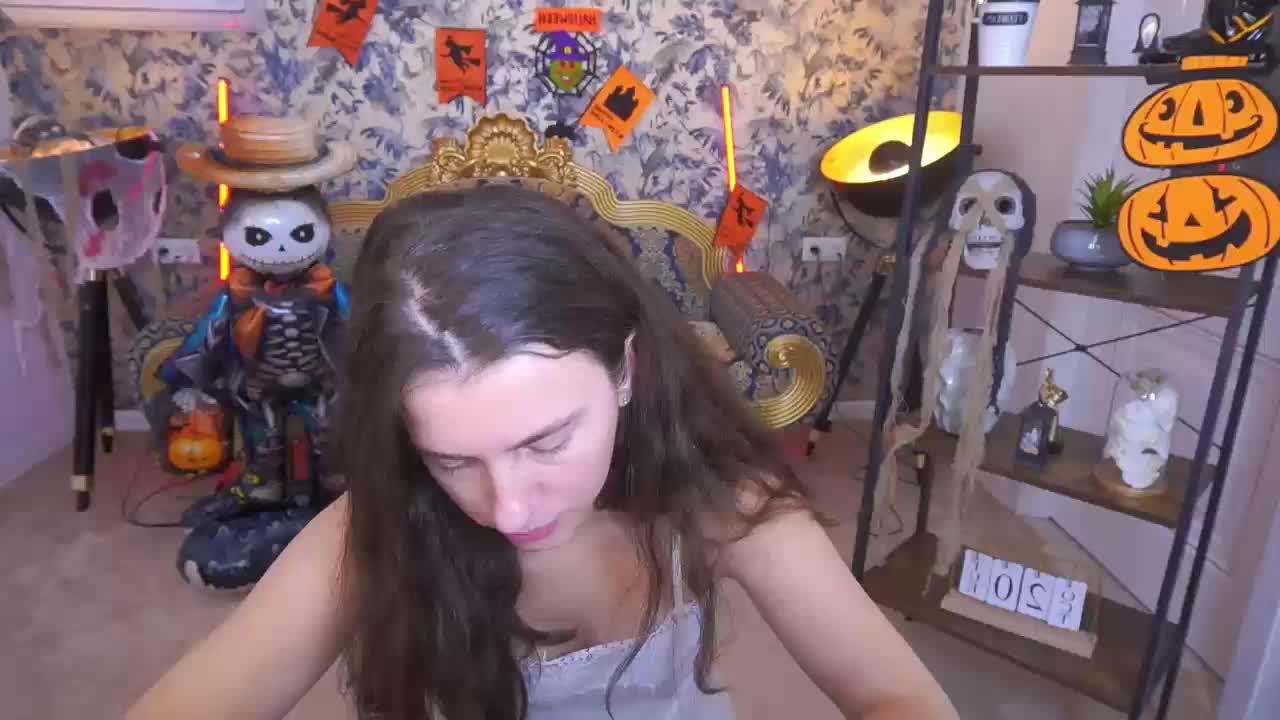 LittleJulii Приват Записи 2026-10-21