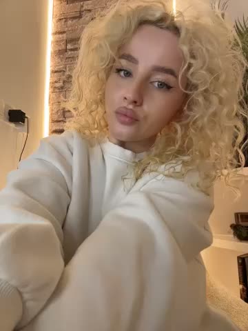 CurlyDaisy Приват Записи 2026-10-22