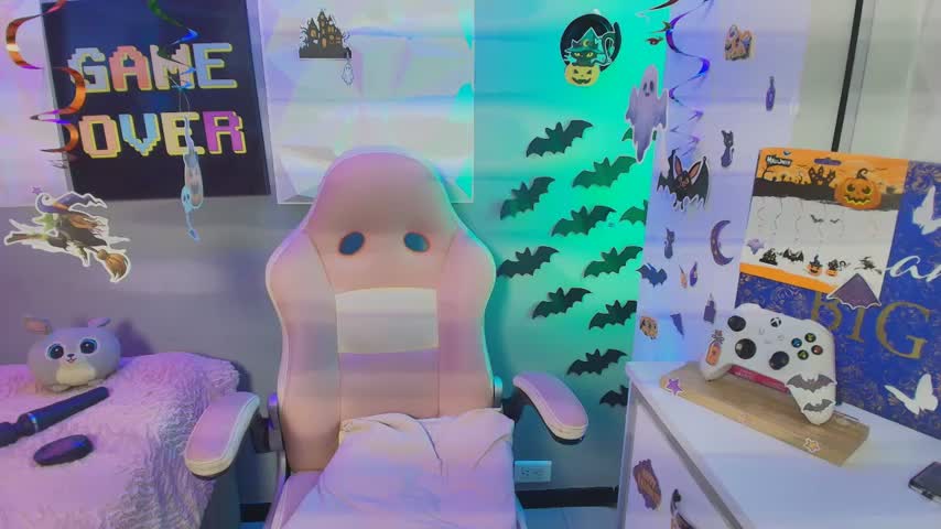 AdelaineBest Приват Записи 2026-10-22