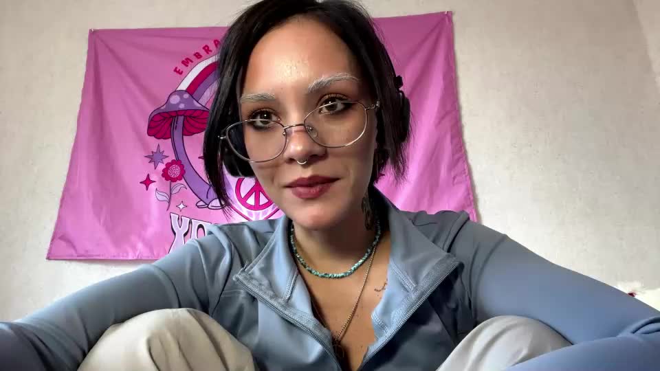 ayeshabehrendt Приват Записи 2026-10-22