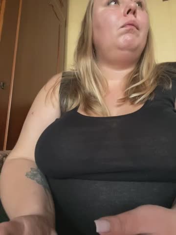 Mommy-girl-Lola Приват Записи 2026-10-22