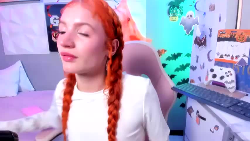 AdelaineBest Приват Записи 2026-10-25