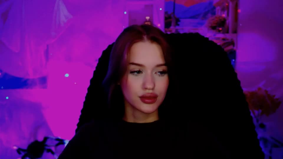 angelaholmes Приват Записи 2026-10-25
