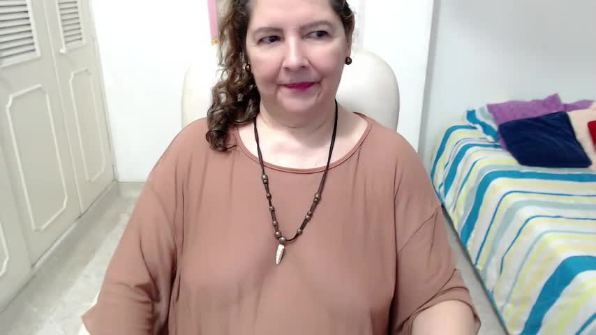 leonela_69_2026-10-24_13-30-06_945 Приват Записи 2026-10-26