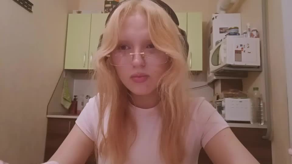 maishamccook Приват Записи 2026-10-27