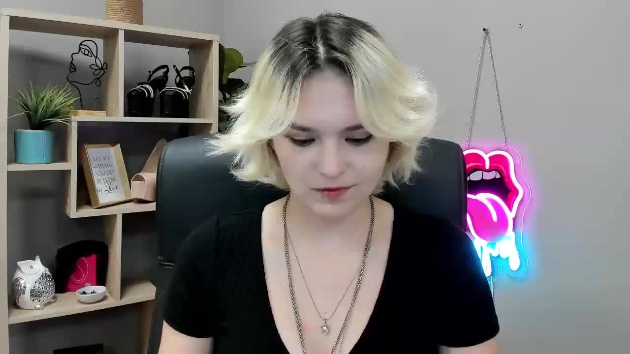 SweetLilyxo Приват Записи 2026-10-27