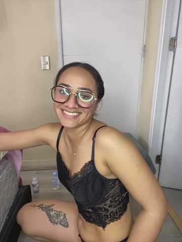 amaia_santorini Приват Записи 2026-10-28