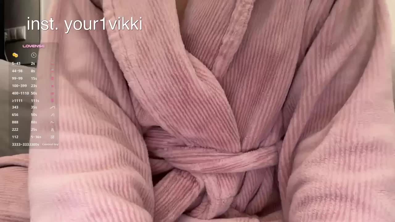 VikkiExtraCheese Приват Записи 2026-10-28