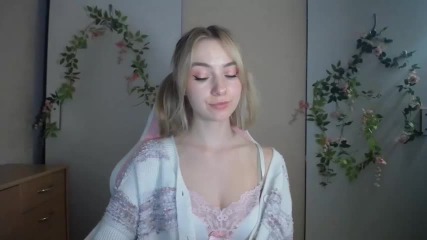 LuciaYoung Приват Записи 2026-10-29