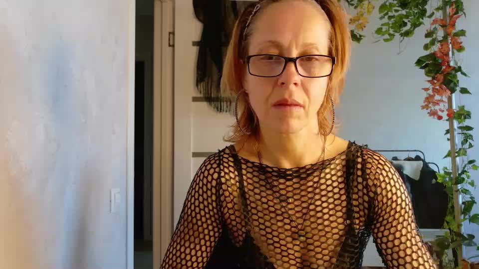 LioraWeiss Приват Записи 2026-10-29